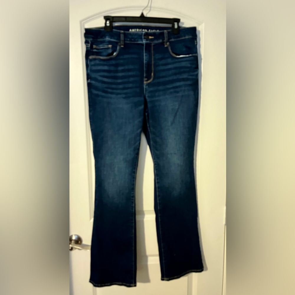 AE American Eagle Stretch High Waisted Skinny Kick Jean - Size 14 - Like New!